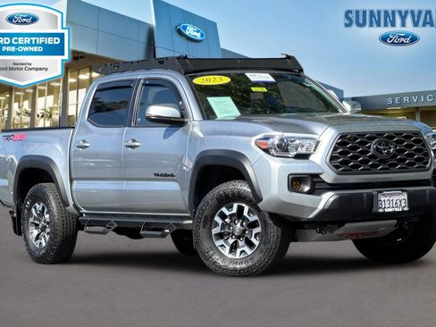Used 2023 Toyota Tacoma TRD Off-Road w/ Technology Package AWD/4WD image 1