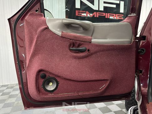 Used 1997 Ford F150 4x4 Regular Cab image 34