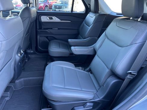 Certified 2025 Ford Explorer Active w/ Active Comfort Package image 23