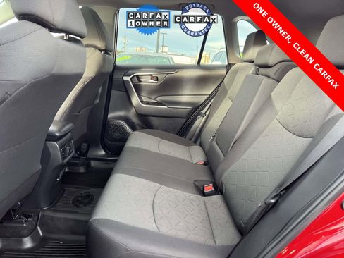 Used 2022 Toyota RAV4 XLE image 22