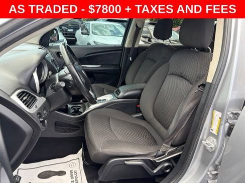 Used 2018 Dodge Journey SE w/ Connectivity Group FWD image 14