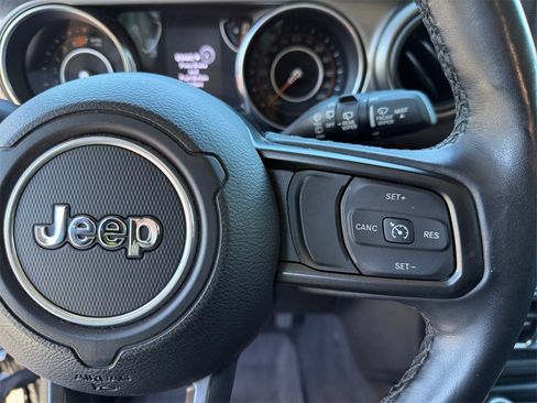 Used 2022 Jeep Wrangler Unlimited Sport image 26