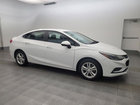 Used 2016 Chevrolet Cruze LT FWD image 11