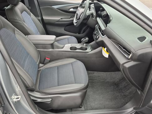 Certified 2026 Buick Envista Preferred w/ Advanced Safety Package FWD image 26