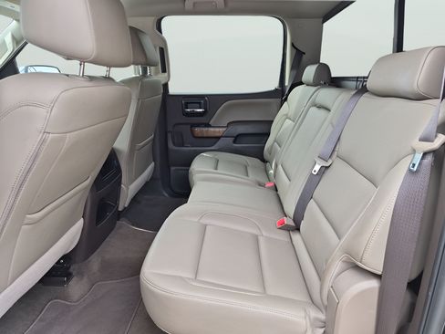 Used 2018 GMC Sierra 1500 SLT AWD/4WD image 39