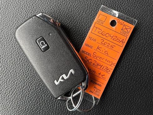 Used 2025 Kia Sportage EX FWD image 46