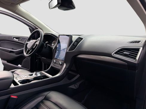 Used 2024 Ford Edge SEL AWD/4WD image 5