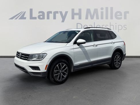 Used 2020 Volkswagen Tiguan SE w/ Panoramic Sunroof Package FWD image 1
