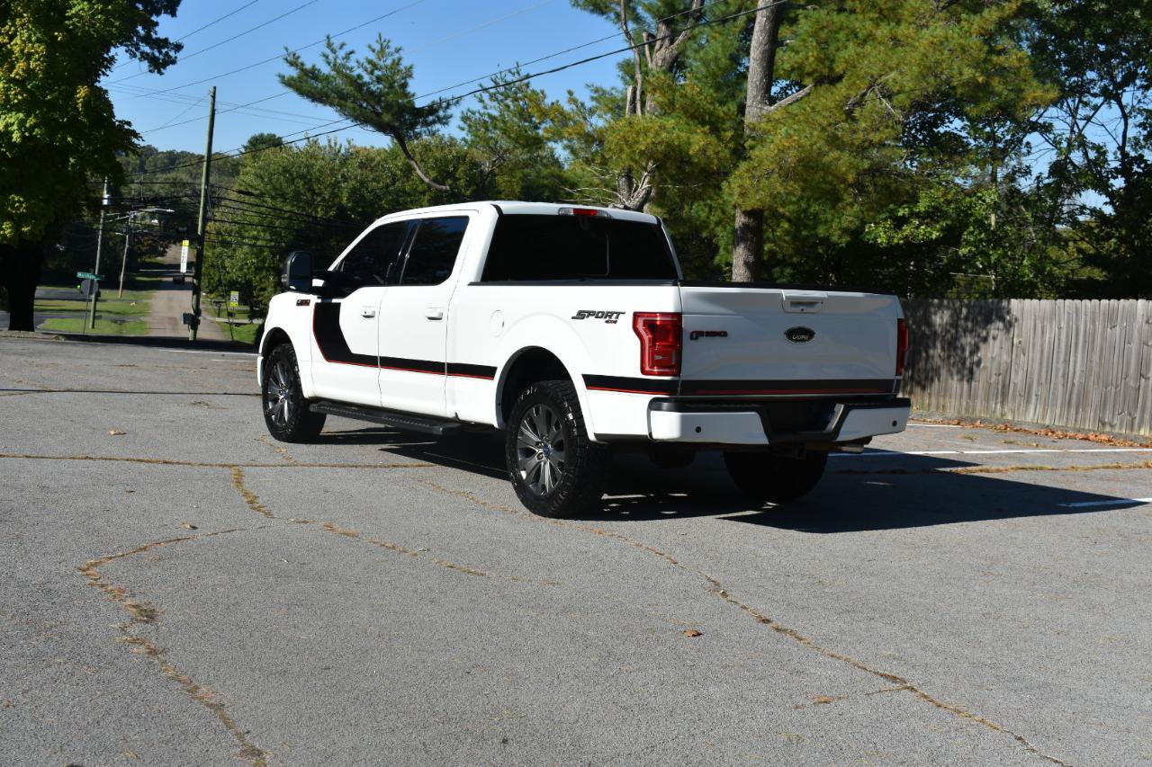 Used 2017 Ford F150 Lariat w/ Equipment Group 502A Luxury AWD/4WD image 4