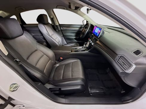 Used 2020 Honda Accord LX image 29