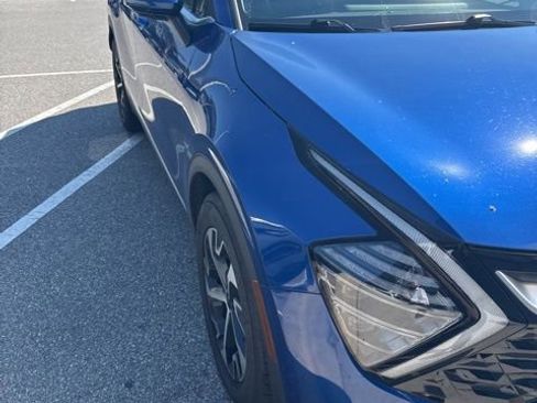 Certified 2025 Kia Sportage EX w/ Premium Package image 3