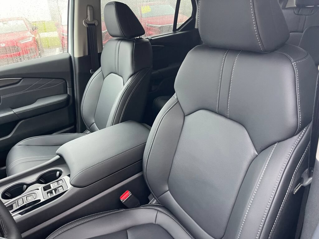 New 2026 Honda Pilot Touring image 9