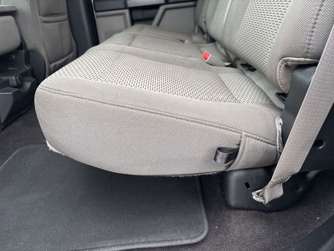 Used 2019 Ford F150 XLT w/ Trailer Tow Package RWD image 26