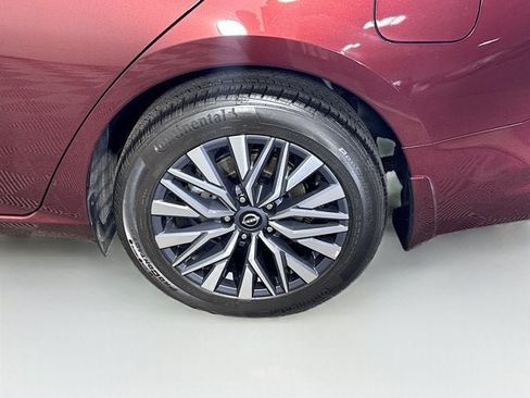 Used 2023 Nissan Altima 2.5 SV AWD/4WD image 24