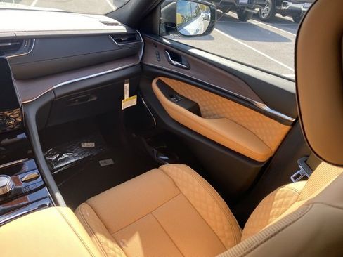 New 2025 Jeep Grand Cherokee L Summit w/ Advanced Protech Group IV image 54