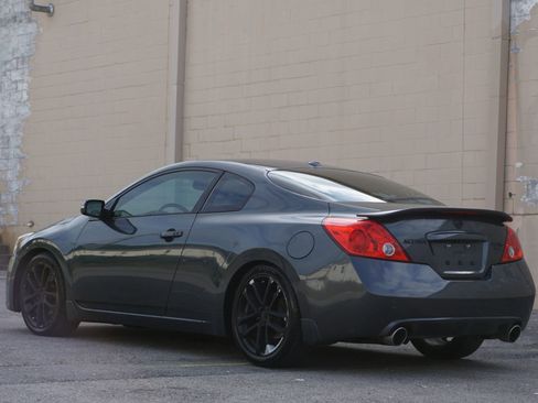 Used 2011 Nissan Altima 3.5 SR FWD image 7