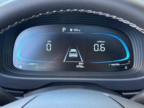 Certified 2026 Hyundai Venue SEL FWD image 27