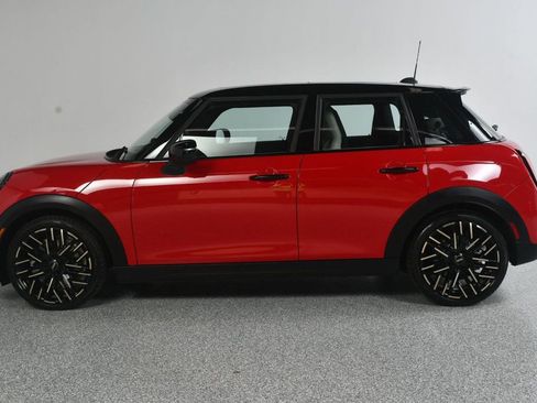 Used 2025 MINI Cooper S FWD image 4