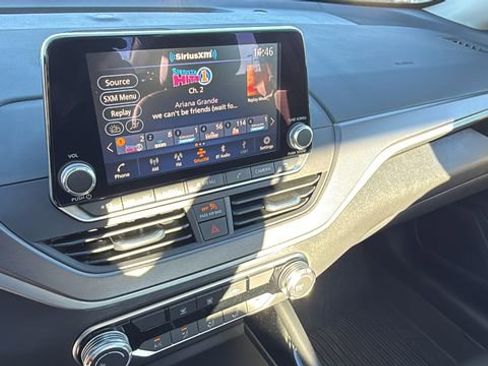 New 2025 Nissan Altima 2.5 SR image 26