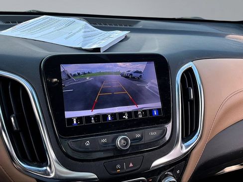 Used 2022 Chevrolet Equinox Premier AWD/4WD image 14