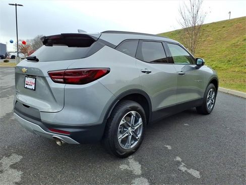 Used 2023 Chevrolet Blazer LT w/ Convenience Package image 4