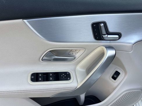 Used 2020 Mercedes-Benz A 220 image 19