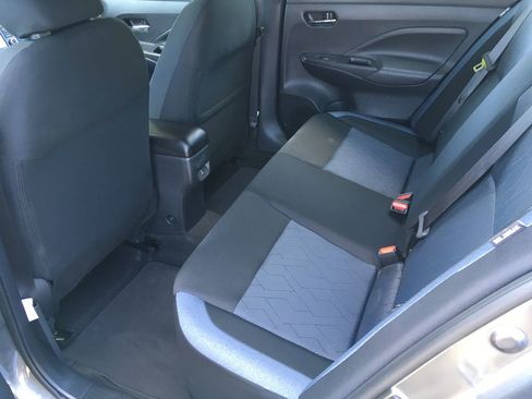 Used 2025 Nissan Versa SV w/ Trunk Package FWD image 21