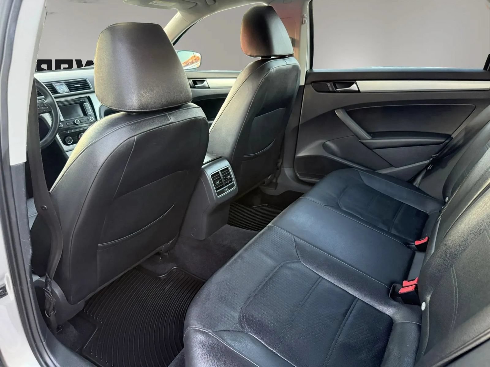 Used 2013 Volkswagen Passat 2.5 SE FWD image 21