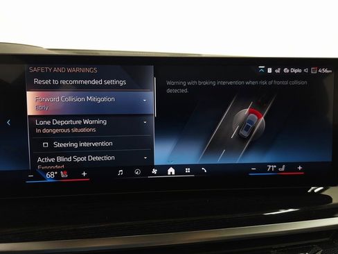 Used 2026 BMW X5 xDrive40i w/ M Sport Package image 23