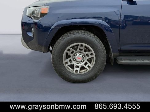 Used 2019 Toyota 4Runner TRD Off-Road Premium w/ Wilderness Package image 9