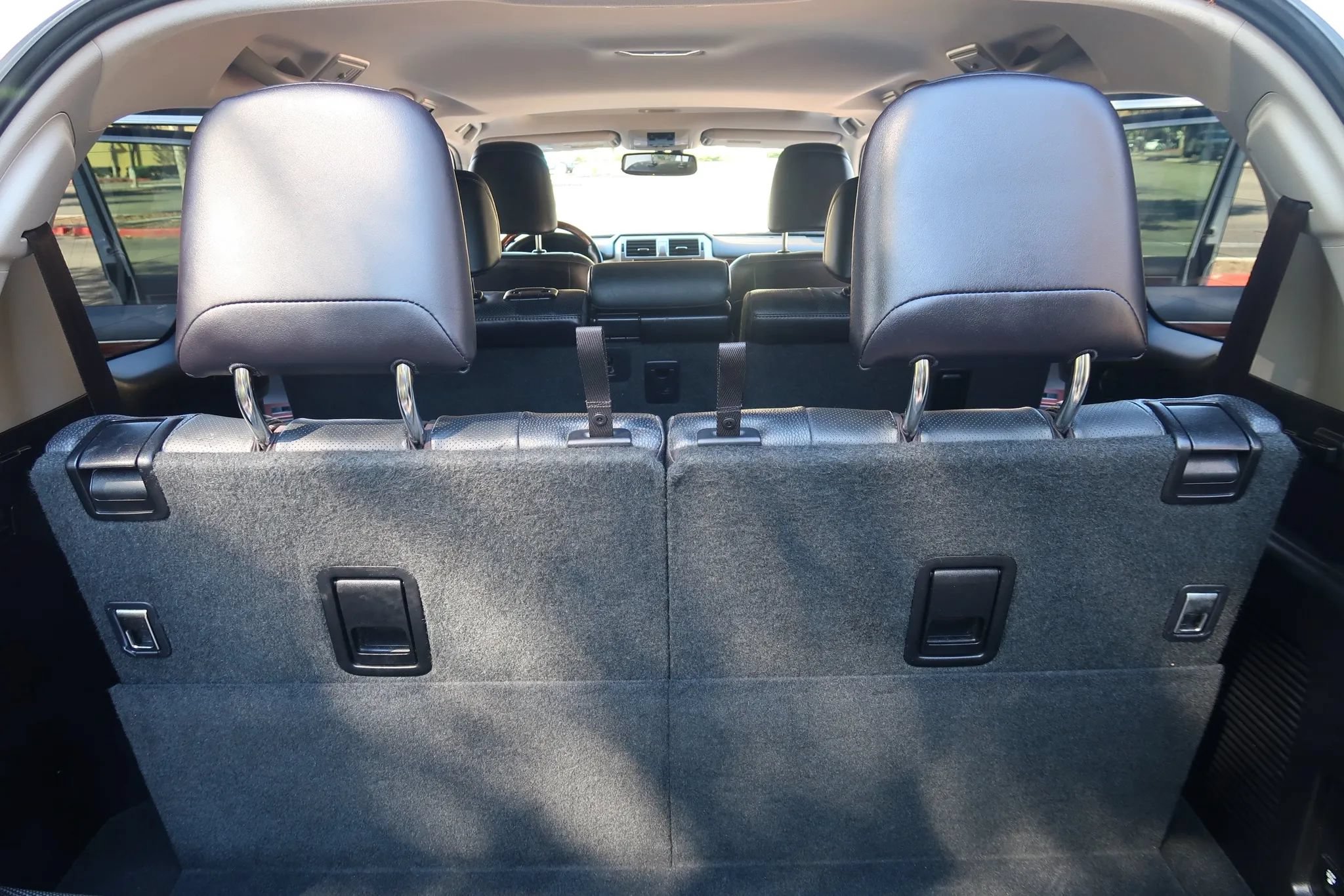 Used 2016 Lexus GX 460 w/ Premium Package AWD/4WD image 16
