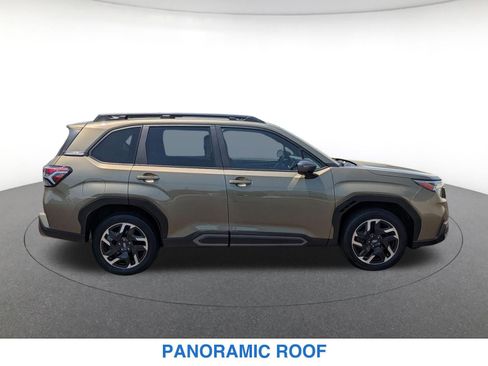 Used 2025 Subaru Forester Limited AWD/4WD image 5