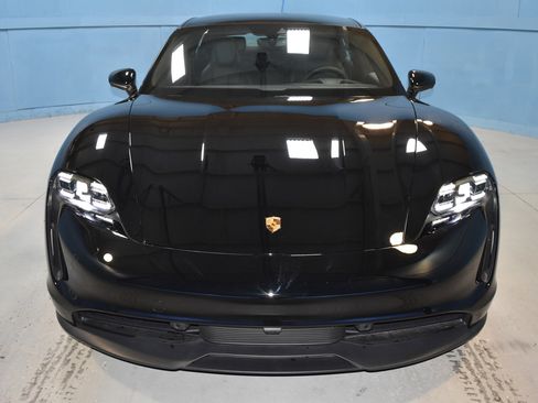 Used 2024 Porsche Taycan image 22