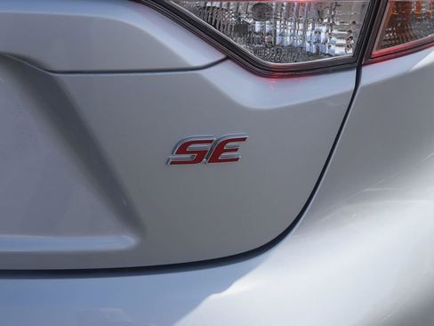Used 2024 Toyota Corolla SE FWD image 18
