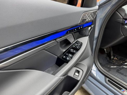 Used 2026 BMW M5 Base w/ Executive Package image 11