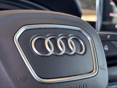 Used 2024 Audi Q5 2.0T Premium Plus image 16