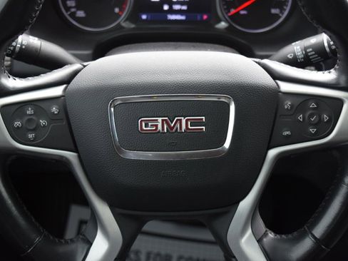 Used 2021 GMC Acadia SLT FWD image 19