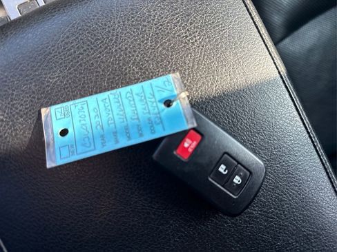 Used 2020 Toyota 4Runner Limited image 37