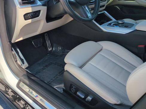 Certified 2023 BMW i4 eDrive40 w/ M Sport Package image 17