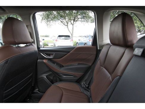 Certified 2024 Subaru Forester Touring w/ POP Package 3 AWD/4WD image 11