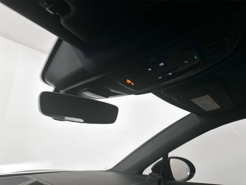 Certified 2026 Porsche Cayenne Coupe AWD/4WD image 25