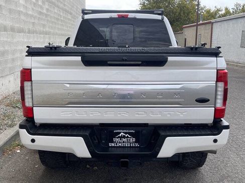 Used 2017 Ford F350 Platinum w/ Platinum Ultimate Package image 2