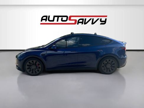 Used 2024 Tesla Model Y Performance image 4