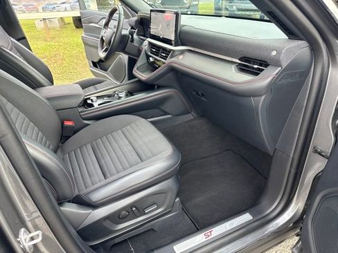 Used 2026 Ford Explorer ST-Line AWD/4WD image 26