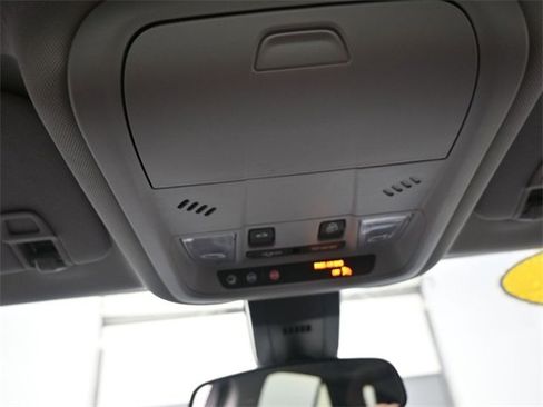 Used 2024 Chevrolet Equinox LT image 12