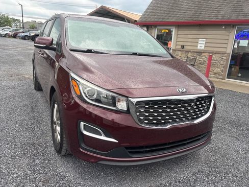 Used 2020 Kia Sedona LX FWD image 3