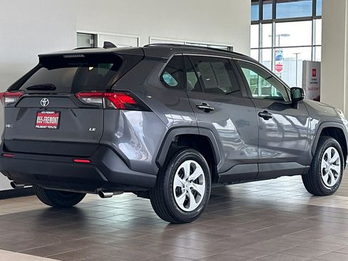 Certified 2021 Toyota RAV4 LE image 4