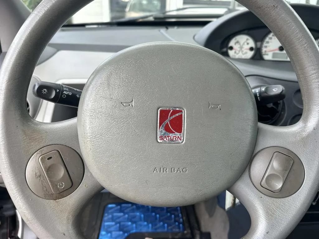 Used 2003 Saturn ION Level 2 w/ Convenience Pkg FWD image 13