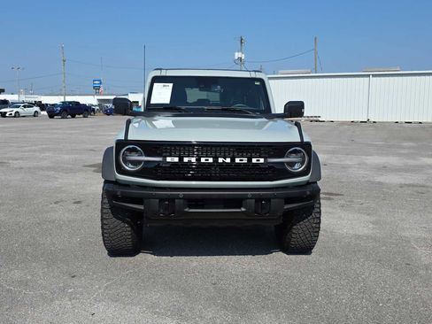 Used 2024 Ford Bronco Wildtrak image 4
