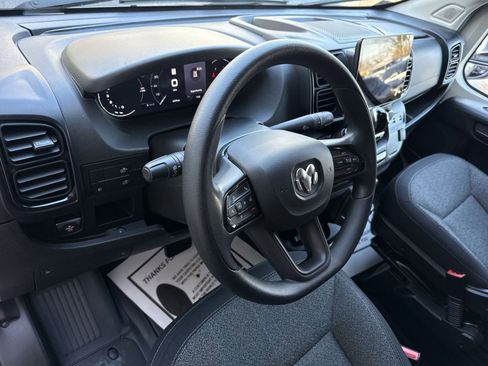 Used 2022 RAM ProMaster 2500 w/ Premium Convenience Group image 16